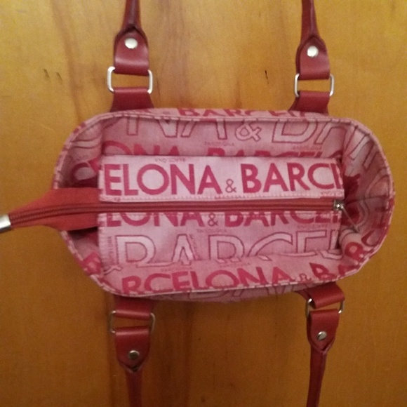 Red souvenir handbag from Barcelona, Spain - Picture 2 of 5